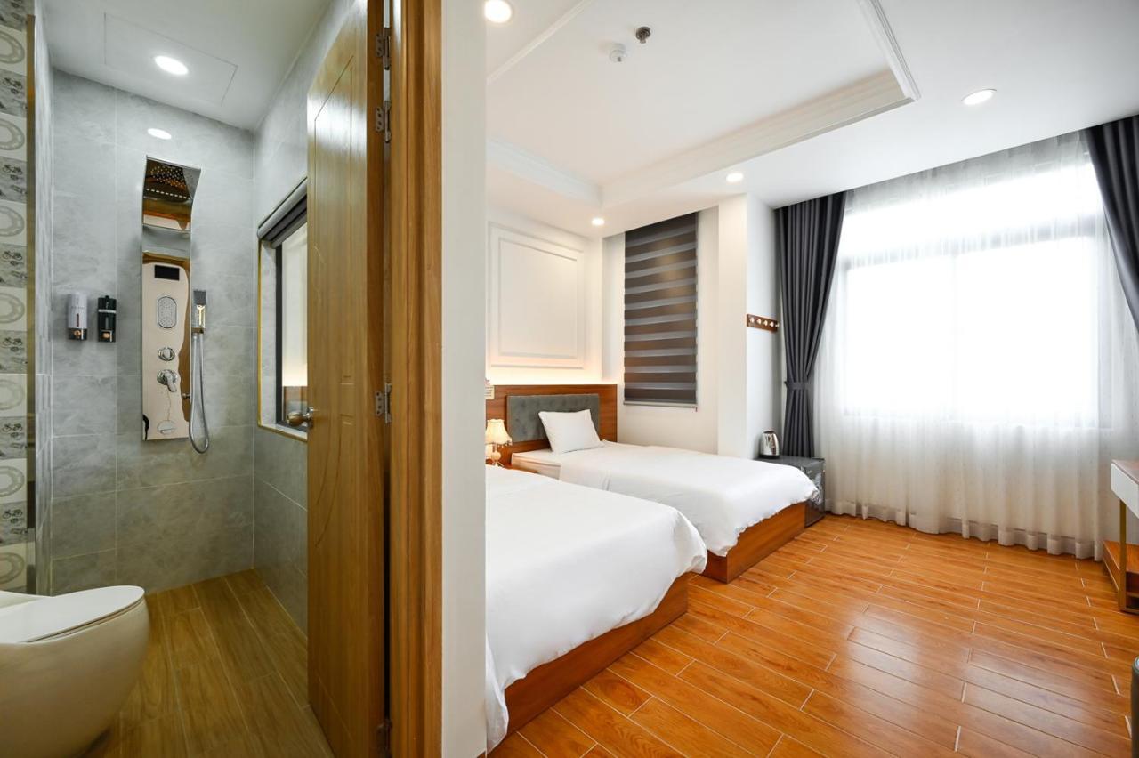 Lotus Airport Hotel Saigon Ho Chi Minh City Exterior photo