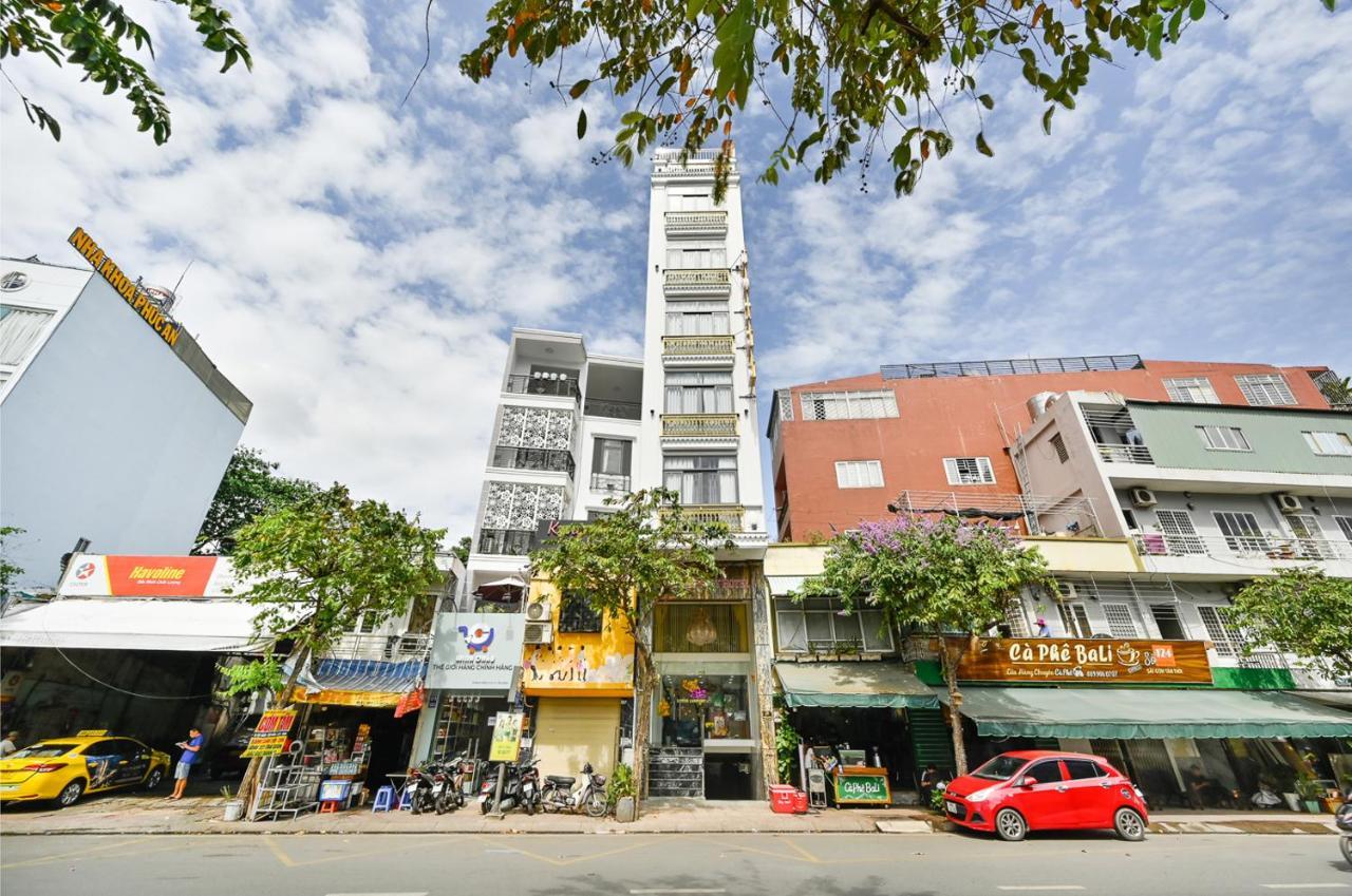 Lotus Airport Hotel Saigon Ho Chi Minh City Exterior photo