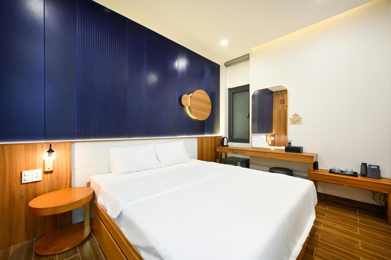 Lotus Airport Hotel Saigon Ho Chi Minh City Exterior photo